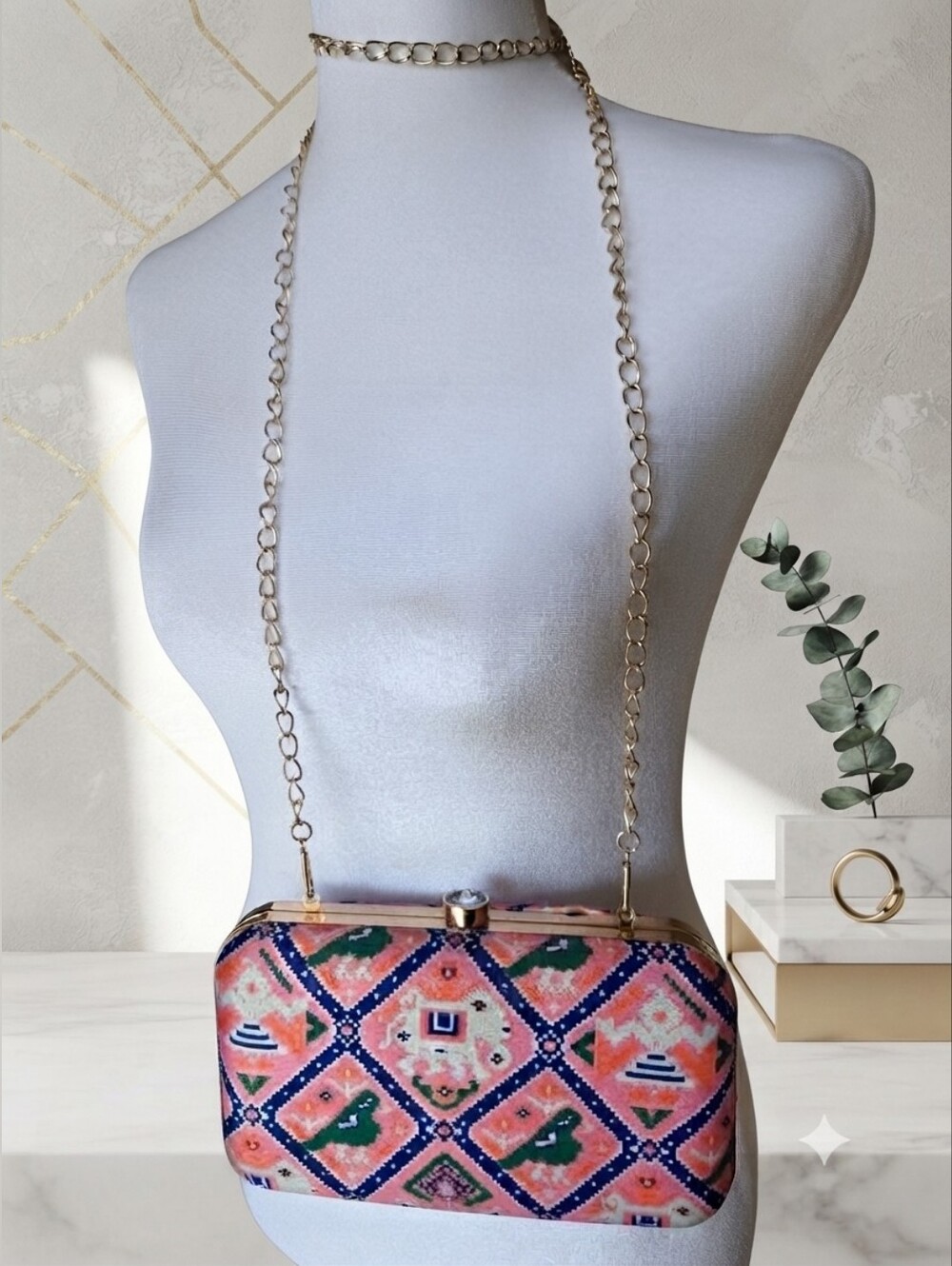 Boho Ethnic Geometric Print Elephant Hard Box Clutch Minaudière Crossbody
